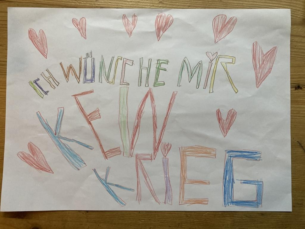Ein gemaltes Bild mit Text – Ich wünsche mir: Kein Krieg